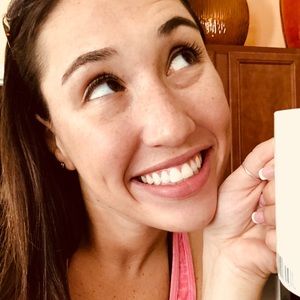 Meet your Posher, Brianna